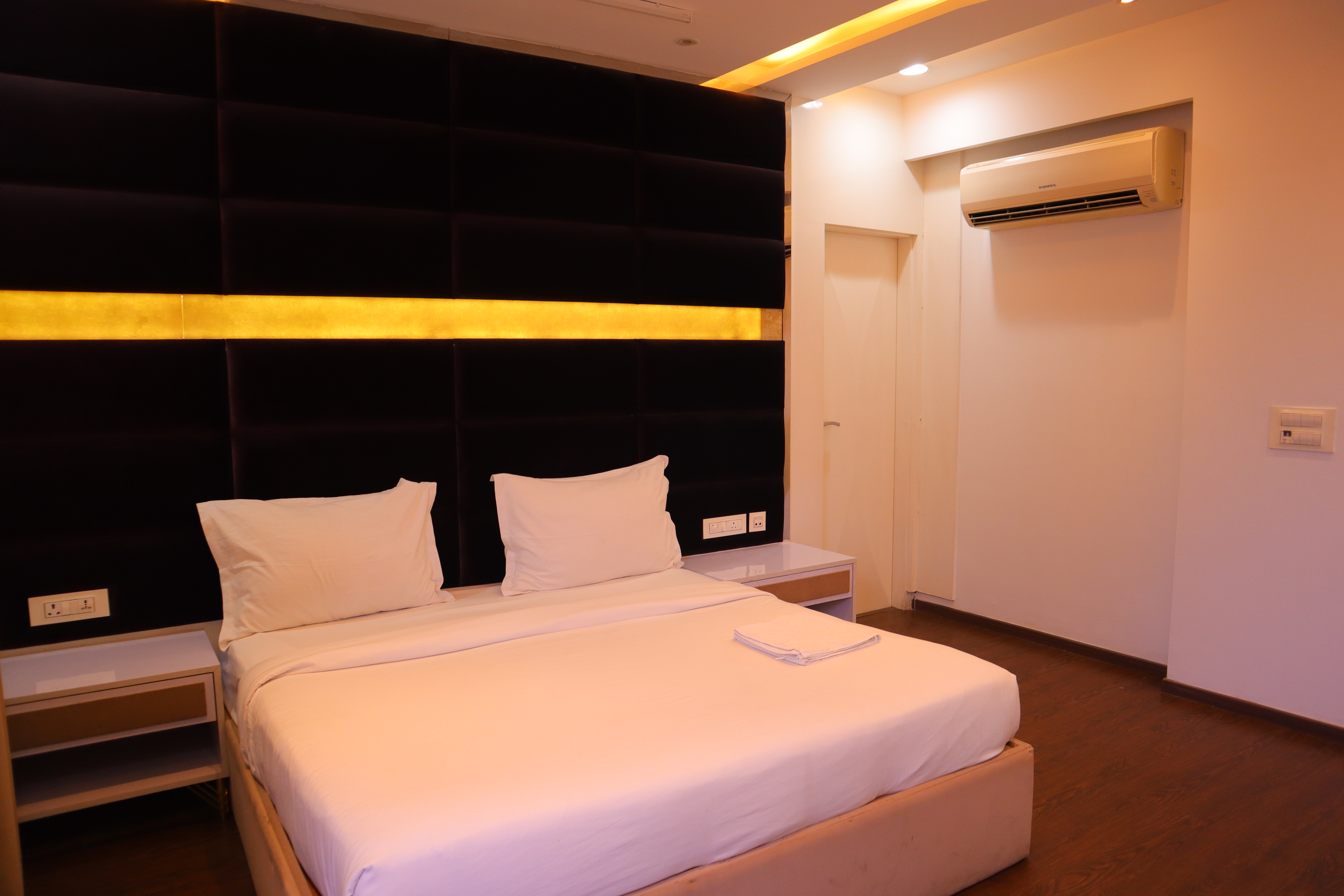 Luxury Suites